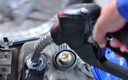 Buôn xăng kém chất lượng bị xử phạt hơn 1,3 tỷ đồng