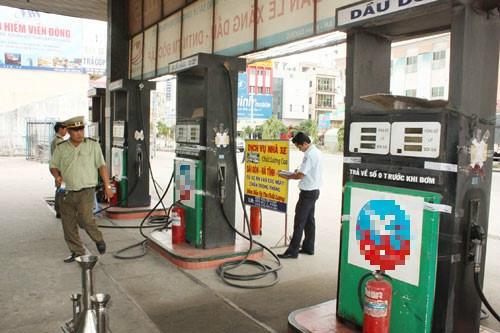 Cửa hàng gian lận bị phạt gần 600 triệu đồng