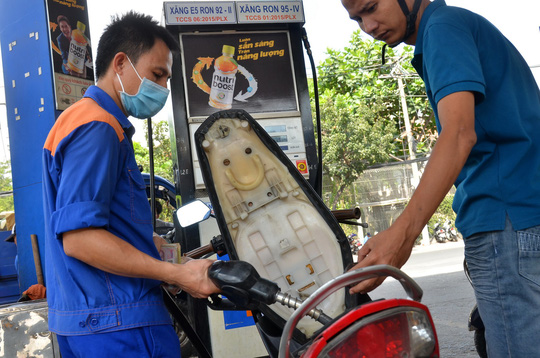 Cuộc nóng bỏng giữa giá cả và chi phí