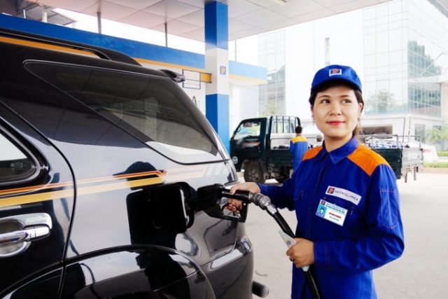 Quỹ bình ổn xăng dầu ước tính giá xăng tại Petrolimex là 2.760 tỷ đồng