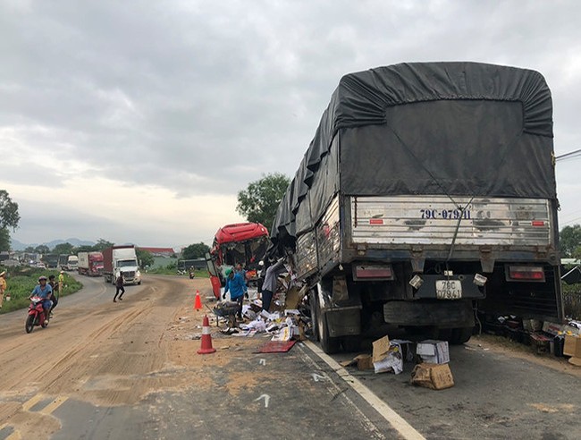 TIN TỨC MỚI - Hà Nội: Đảm bảo an toàn giao thông trên Quốc lộ 1A qua Bình Thuận