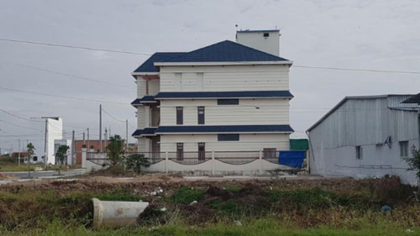 TIN TỨC MỚI - Tiềm ẩn nhiều rủi ro với hơn 8.300 nhà nuôi yến, chủ yếu là tự phát