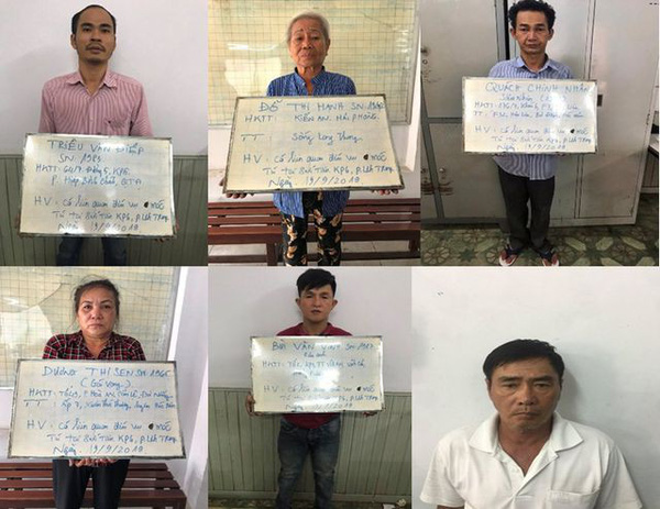TIN TỨC MỚI - Khám xét nơi ở 2 người nghi liên quan nhóm móc túi khách đi xe bus