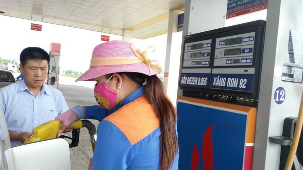 xang-dau-1.jpg