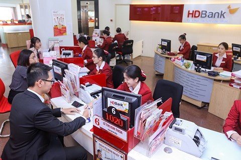 Được%20hoàn%20tiền%20khi%20dùng%20thẻ%20HDbank%20mua%20vé%20Vietjet-1.jpg