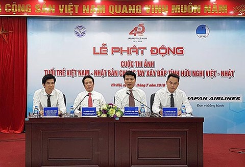 Phát%20động%20cuộc%20thi%20ảnh%20Tuổi%20trẻ%20Việt%20Nam%20-%20Nhật%20Bản.jpg