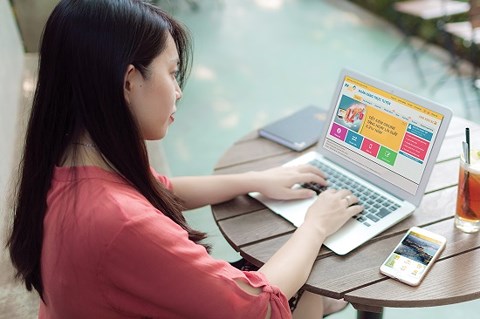Câu%20hỏi%20-%20Thanh%20toán%20online%20sẽ%20dần%20thay%20thế%20văn%20hóa%20trả%20tiền%20mặt.jpg