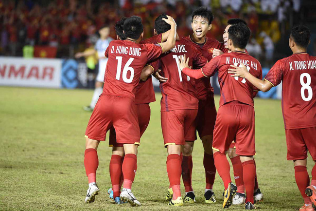 lich-thi-dau-va-truc-tiep-ban-ket-luot-ve-aff-cup-2018-ngay-06-12-dt-viet-nam-dt-philippines.jpg
