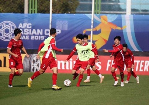 asian-cup-2019-thai-lan-bat-ngo-ha-bahrain-jordan-vo-tinh-giup-viet-nam-1.jpeg