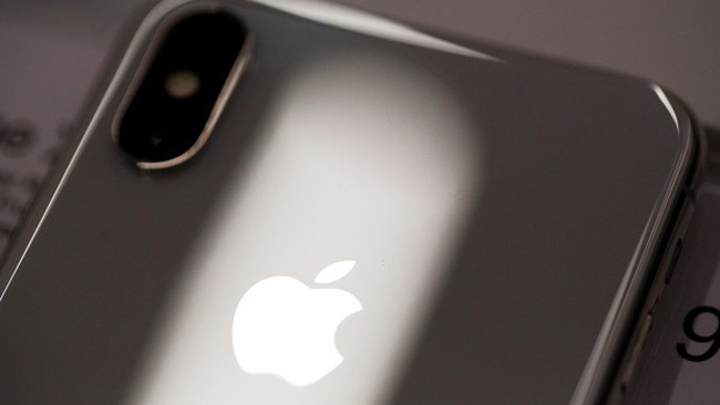 apple-can-giam-gia-iphone-de-co-the-canh-tranh-voi-smartphone-trung-quoc.jpg