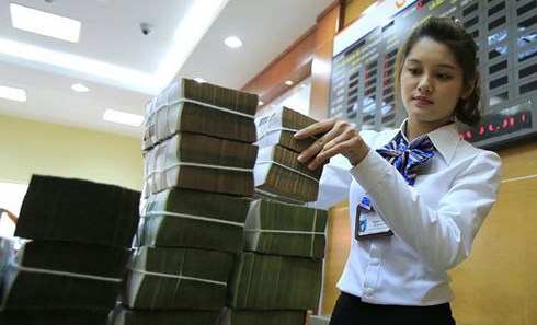 dung-tien-ngan-sach-tang-von-ngan-hang-co-pha-rao-1.jpg