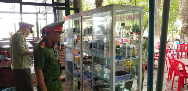 binh-phuoc-bat-giu-gan-1200-san-pham-my-pham-thuc-pham-chuc-nang-nhap-lau-1.jpg