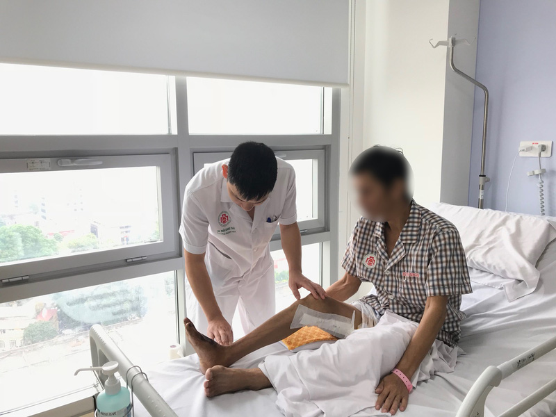 hut-thuoc-la-nguy-co-hang-dau-gay-tac-dong-mach.jpg