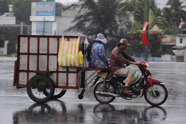ngay-25-9-khu-vuc-nghe-an-den-quang-ngai-se-co-mua-giong.jpg